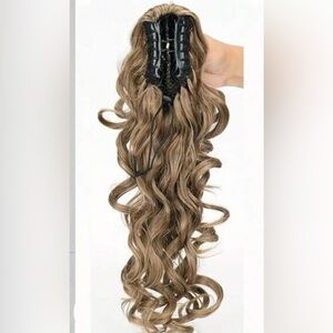 Wig Clip On Wig extension 16” Long- actual color shown on 3rd-4th Pic.